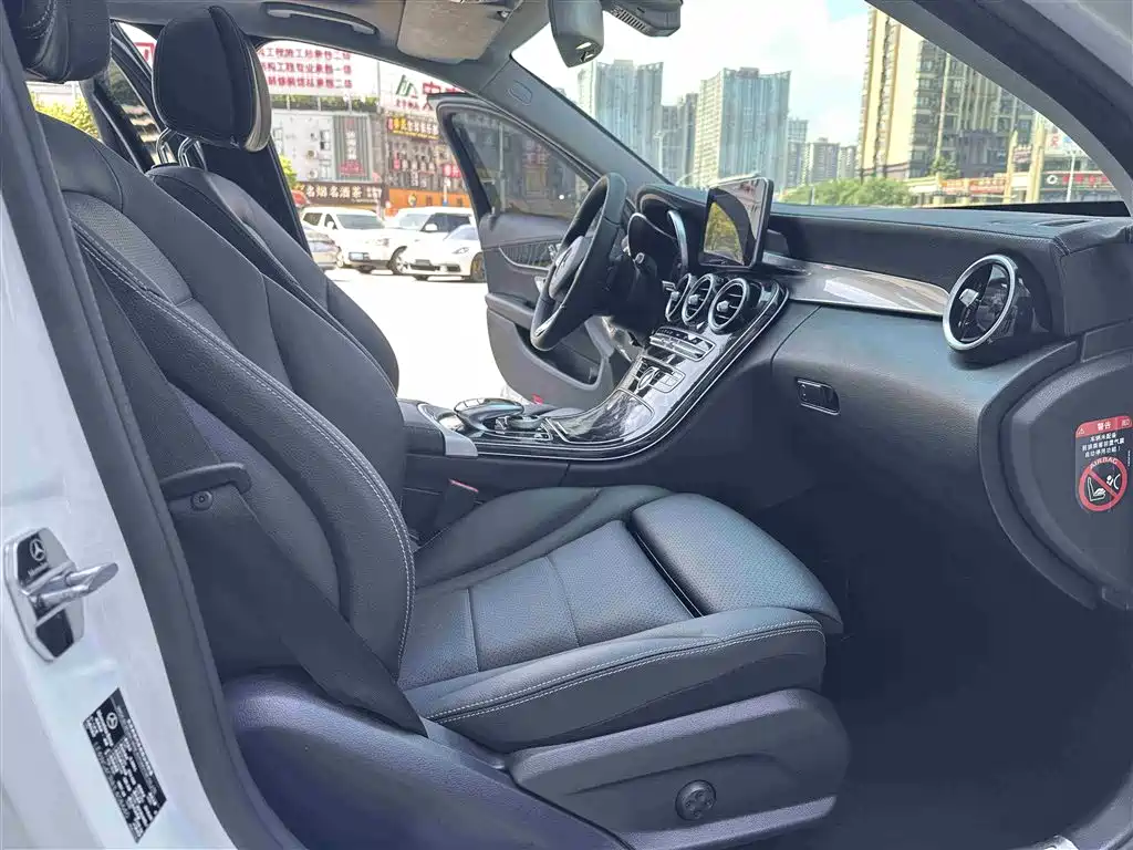 Mercedes-Benz C-Class 2018 C 200 L Sport Achievement Special Edition фото 12