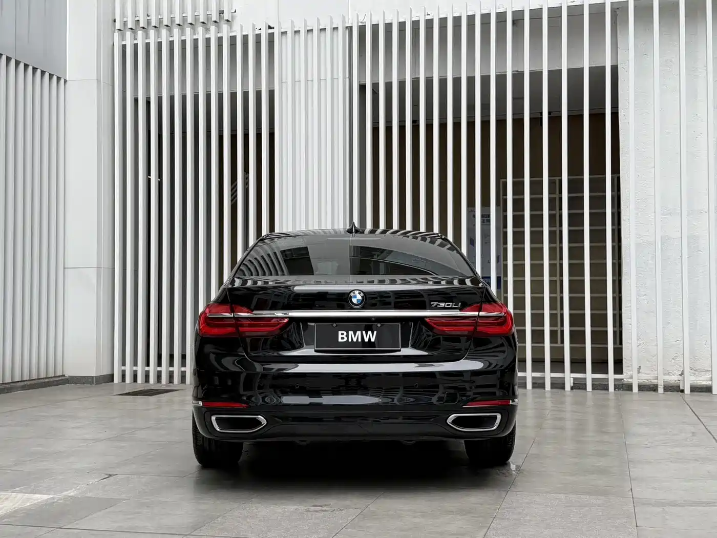 BMW 7 Series 2016 730Li Luxury фото 13