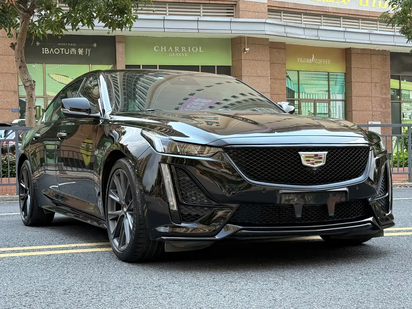 CADILLAC CT5