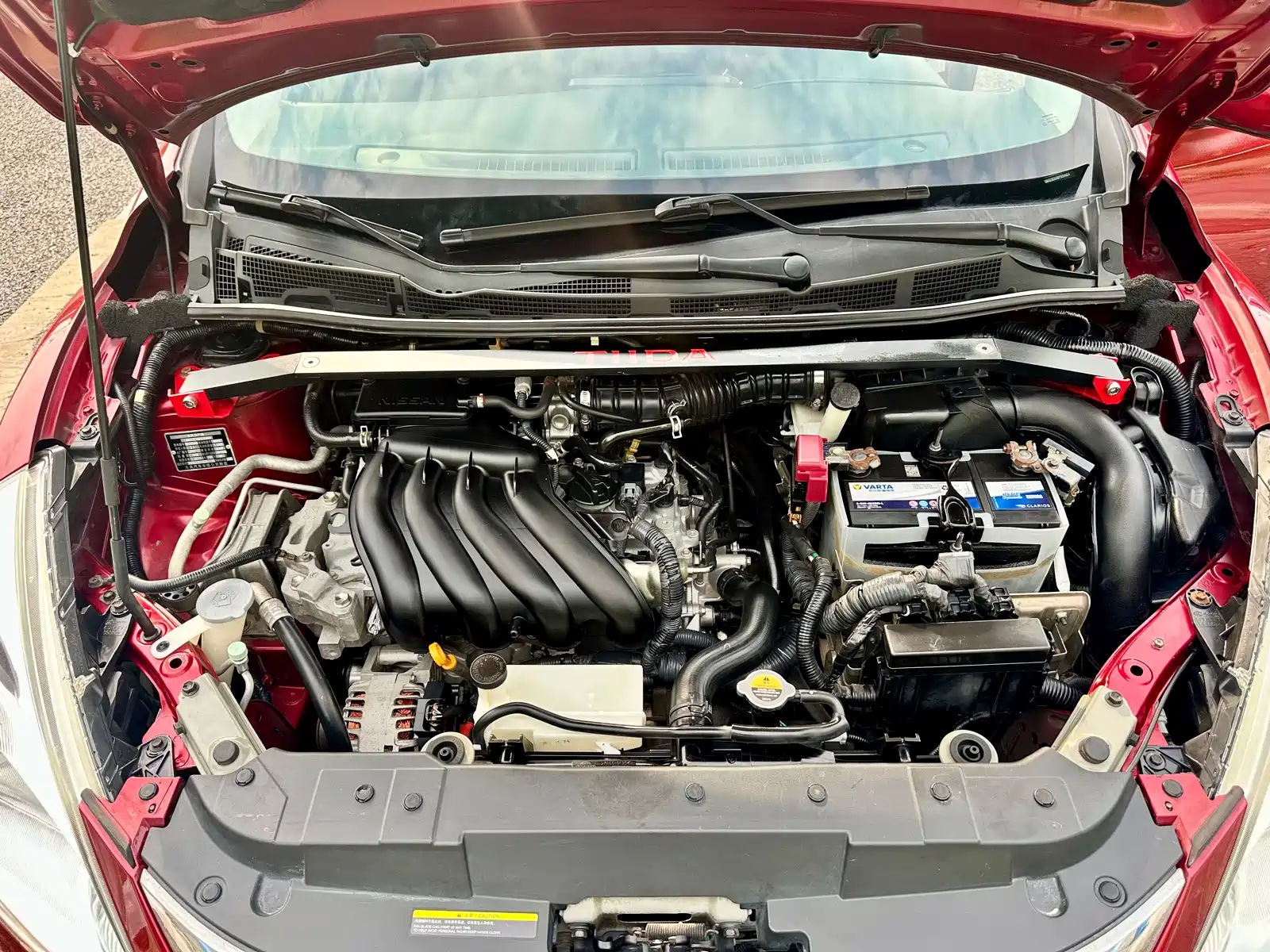 Фото 37 - Nissan Tiida