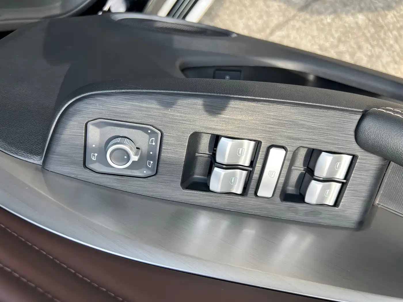 WEY VV6 2021 2021 2.0T 2WD Smart Enjoyment+