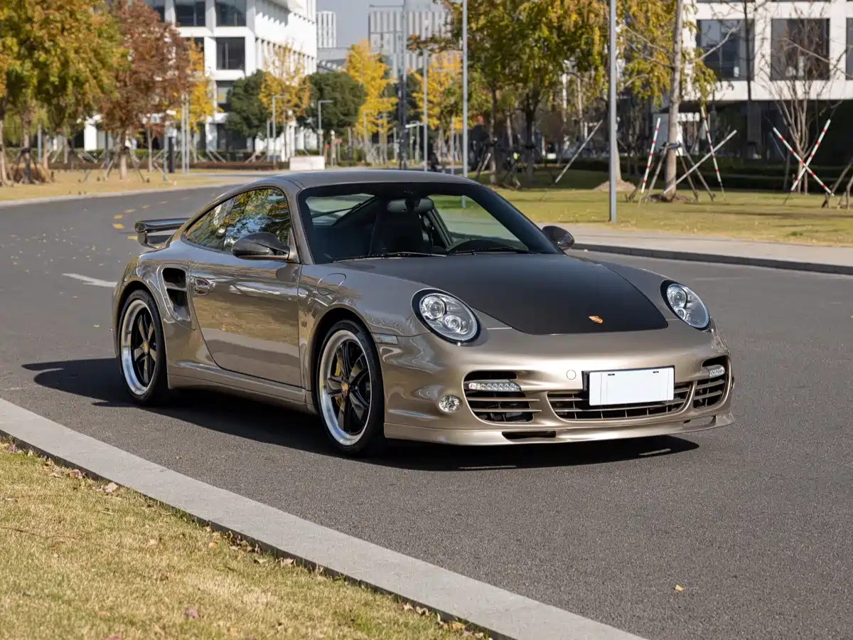 Porsche 911 2010 Turbo S 3.8T фото 3