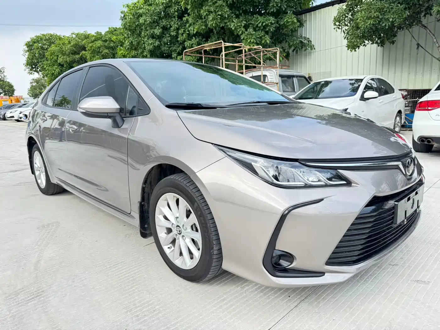 Toyota Corolla 2021 1.2T S-CVT Elite PLUS Edition фото 3