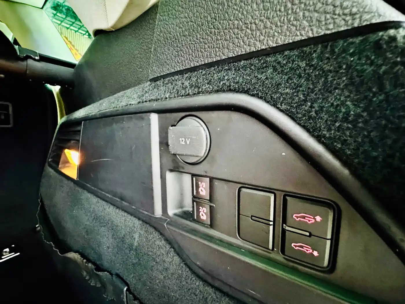 Volkswagen Touareg 2011 3.0TSI Premium фото 20