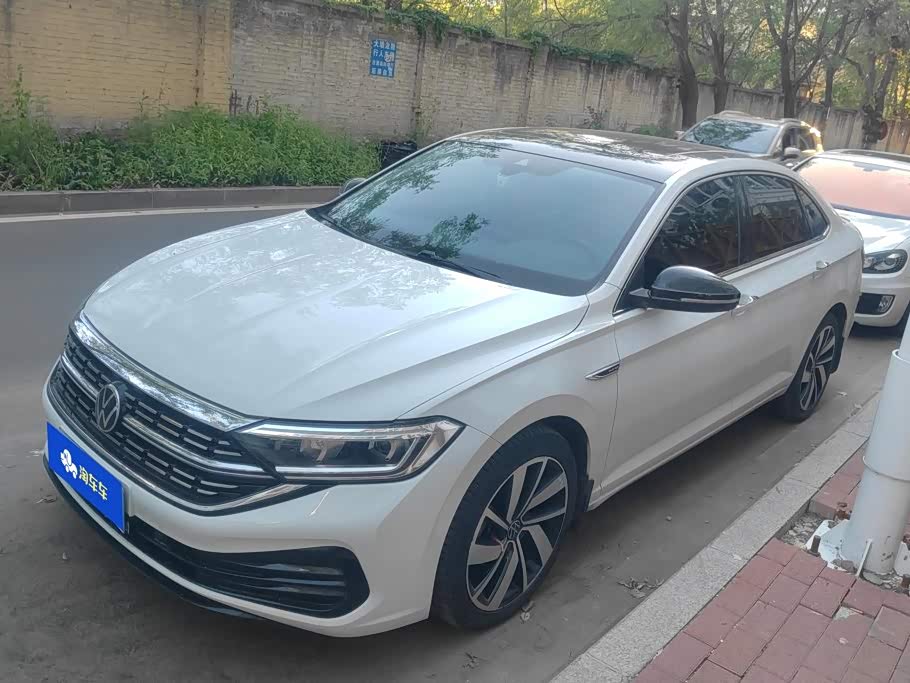 Volkswagen Sagitar