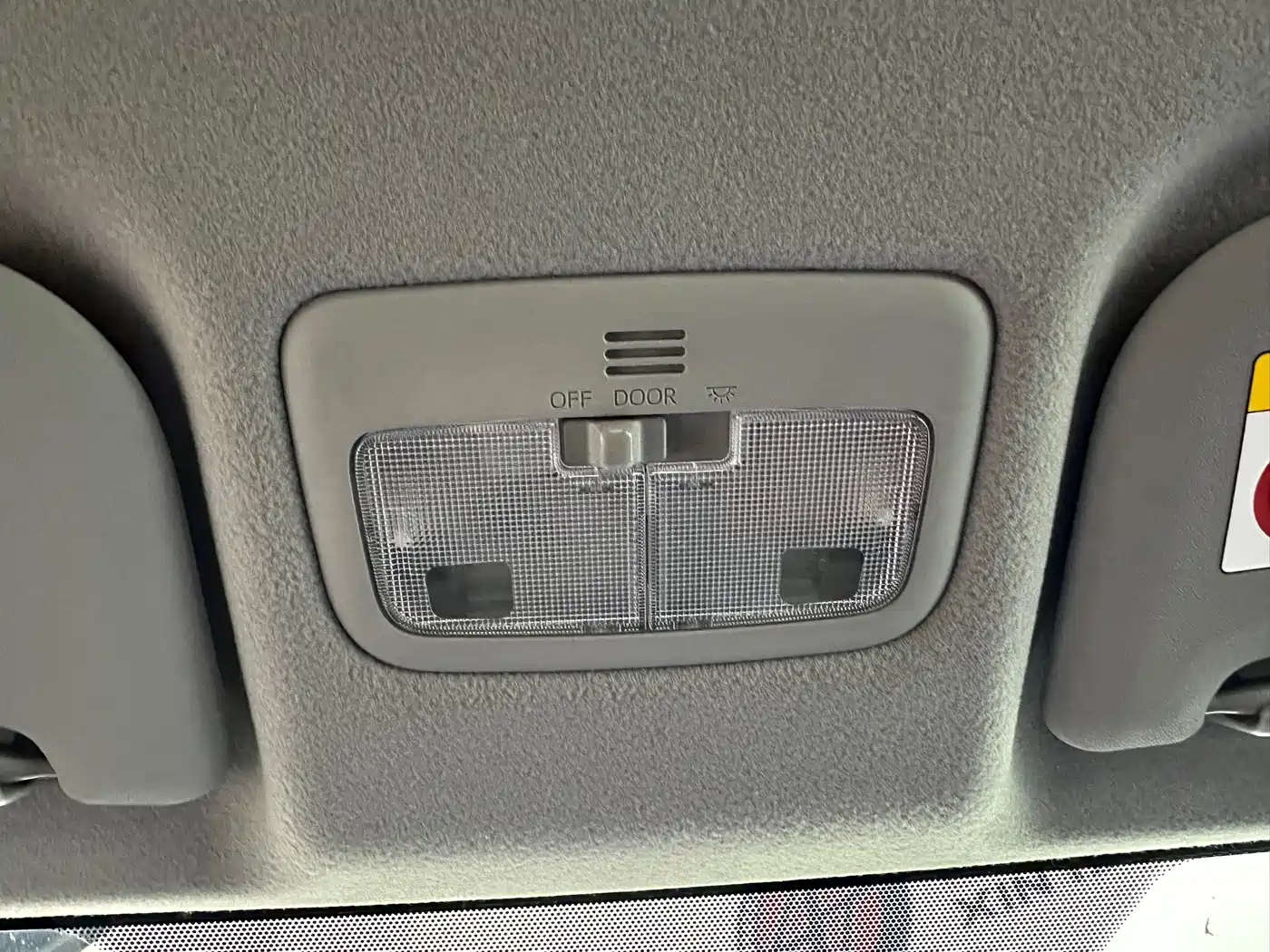 Toyota YARiS L Zhi Xuan 2020 Zhi Xuan X 1.5L CVT Leading фото 17