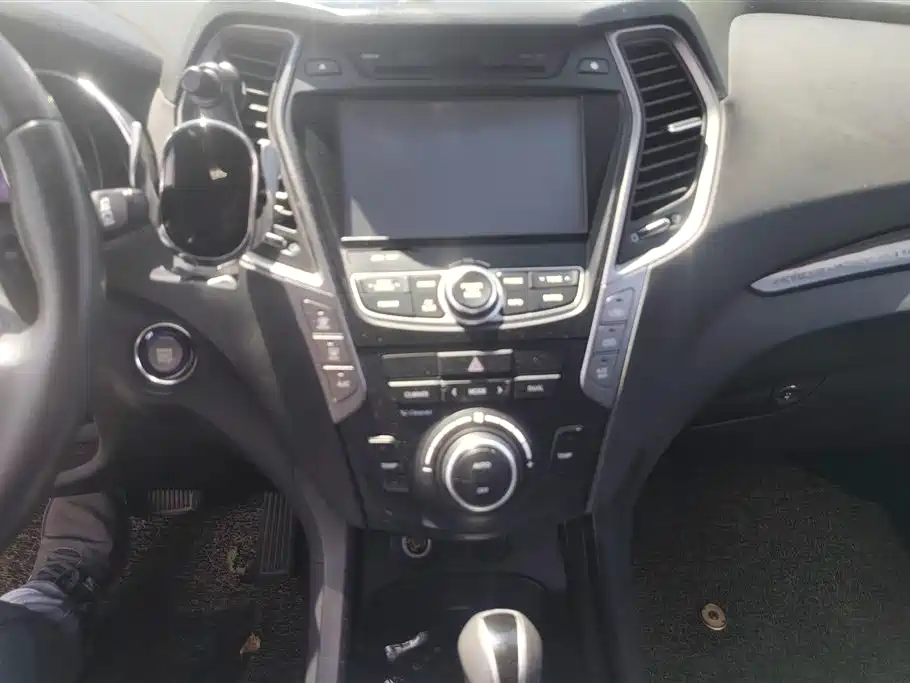 Hyundai Santa Fe 2015 2.0T Automatic 4WD Smart 7-seater фото 13