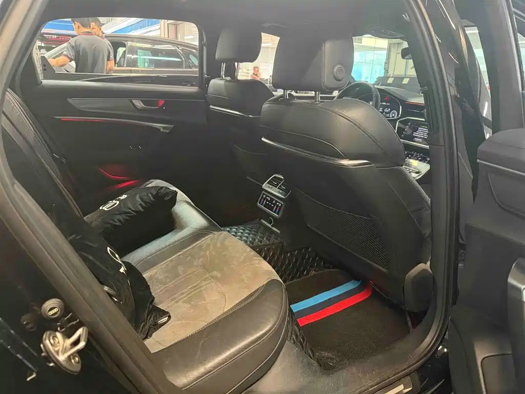 Audi A6L 2019 45 TFSI quattro Premium Dynamic фото 6