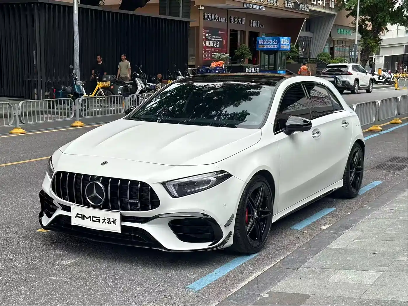 MERCEDES-BENZ A CLASS AMG
