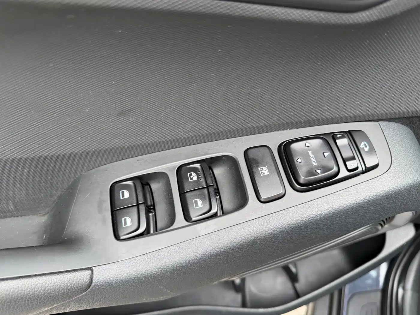 Hyundai Beijing Hyundai ix35 2018 2.0L Automatic 2WD Zhiyong·Enjoyment Edition фото 24