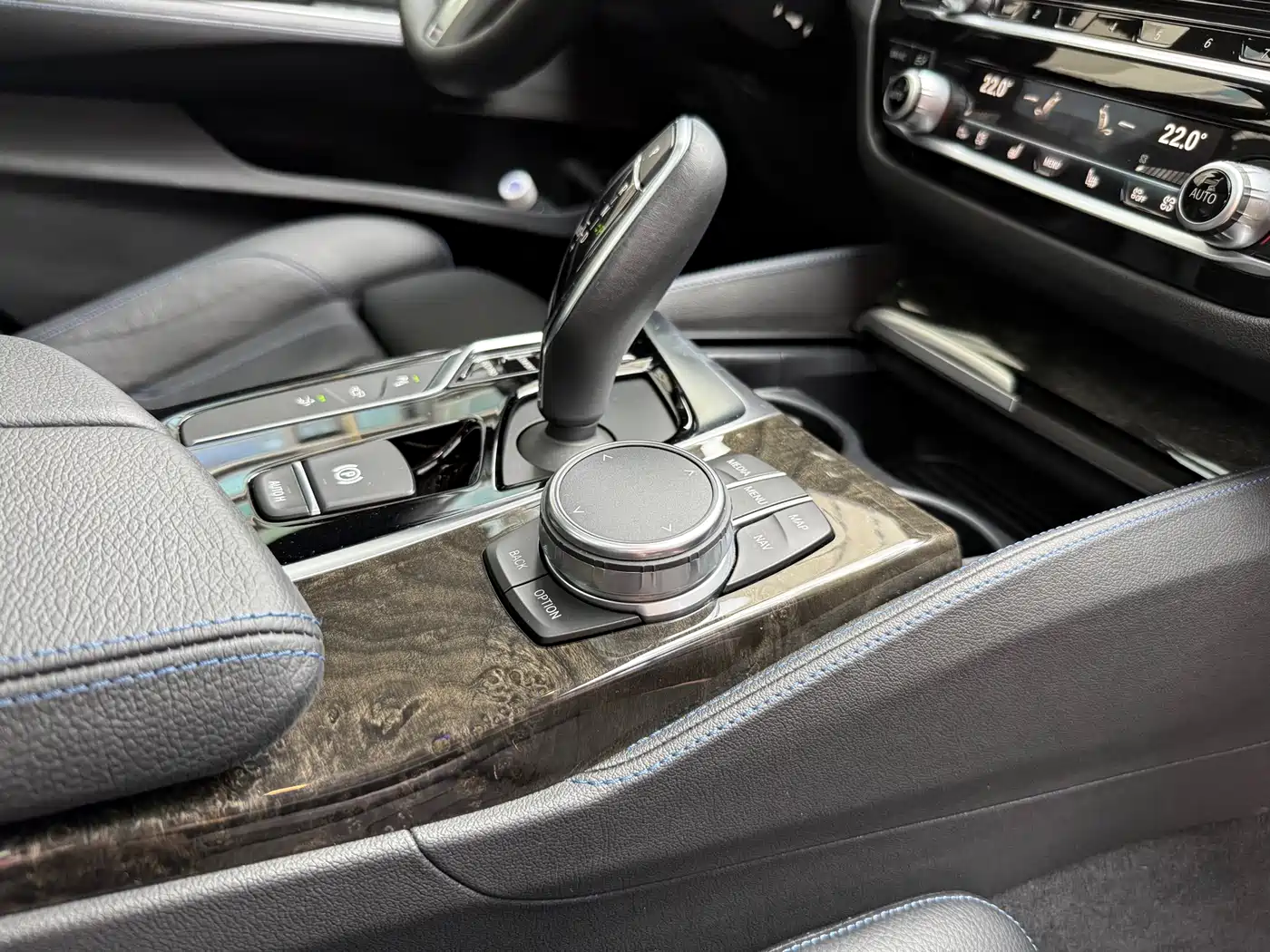 BMW 6 Series GT 2018 630i M Sport Package фото 18