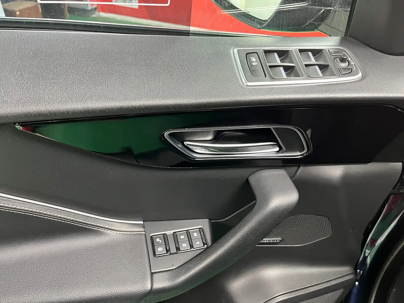 Jaguar F-PACE 2017 2016 2.0T FWD R-Sport Edition