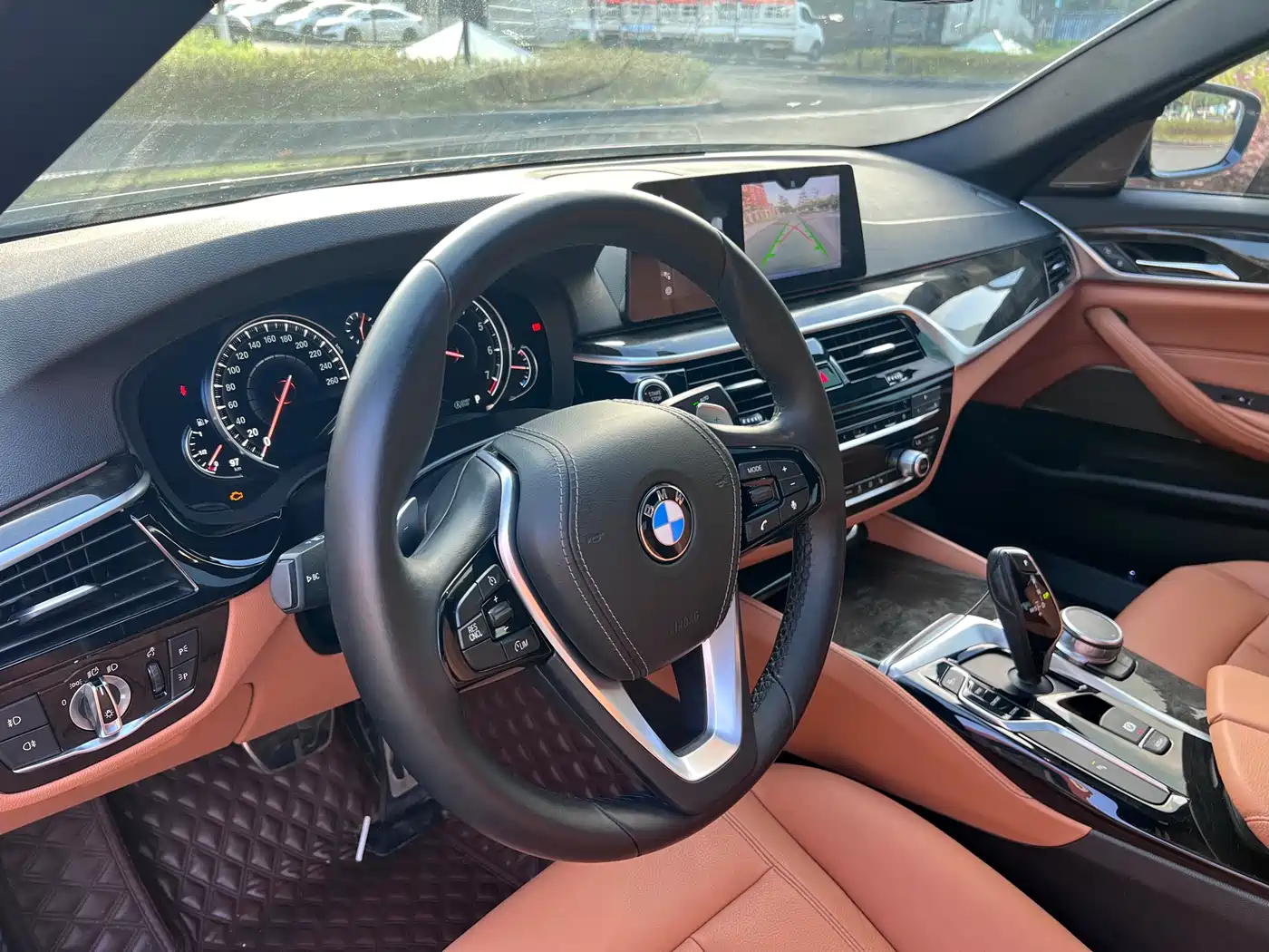 BMW 5 Series 2018 530Li Leading M Sport Package фото 15
