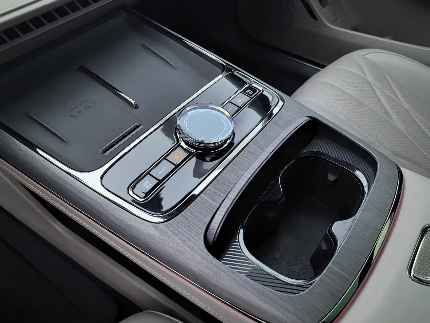 Geely Galaxy Galaxy Xingyao 8 2025 2025 130km EM-P Starship Edition