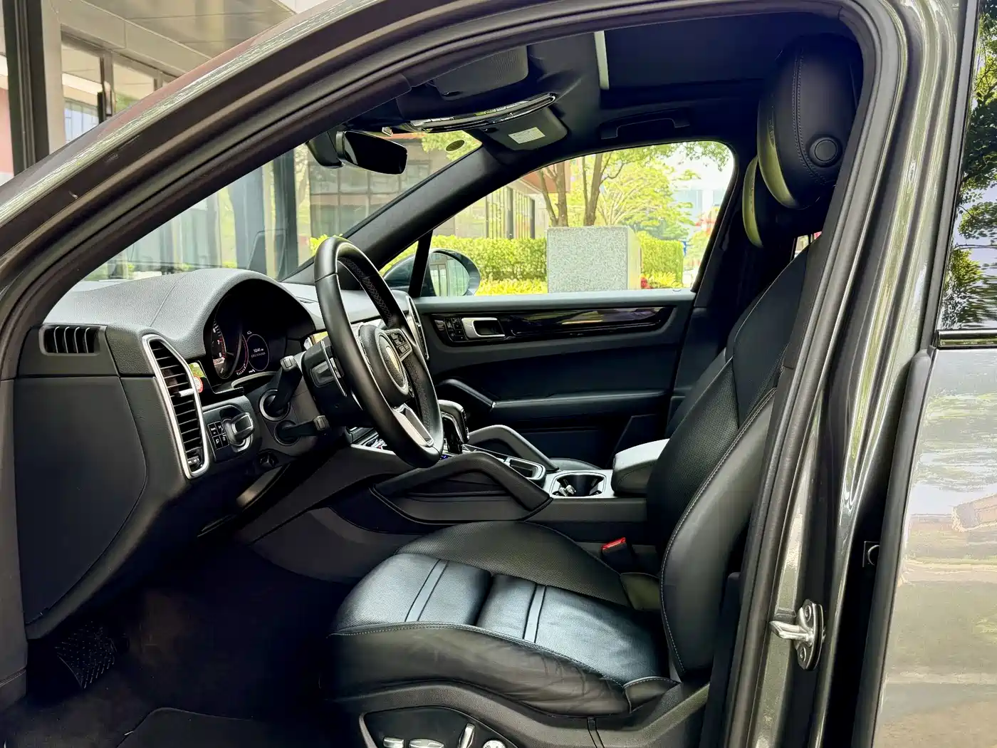 Porsche Cayenne New Energy 2021 Cayenne E-Hybrid 2.0T фото 9