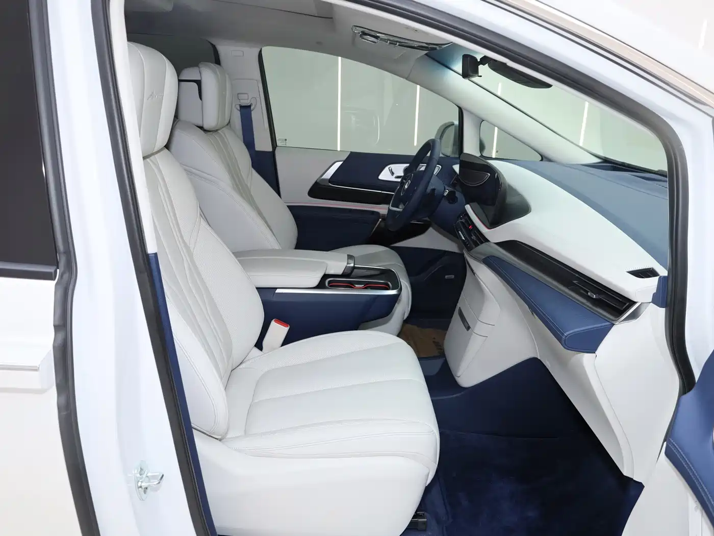 Buick Century 2025 2025 2.0T 7-Seater World Edition