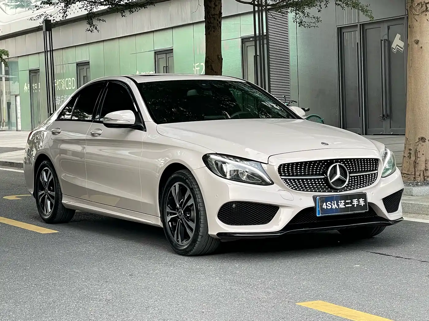 Mercedes-Benz C-Class 2017 Facelift C 200 Sport Edition фото 3
