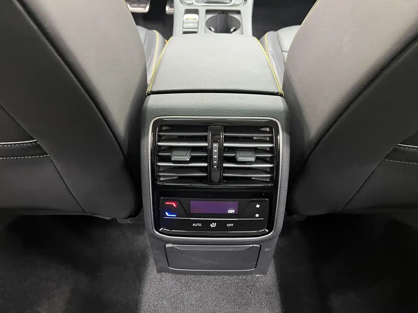 Volkswagen FAW-Volkswagen CC 2021 Model 380TSI Shining Edition фото 22