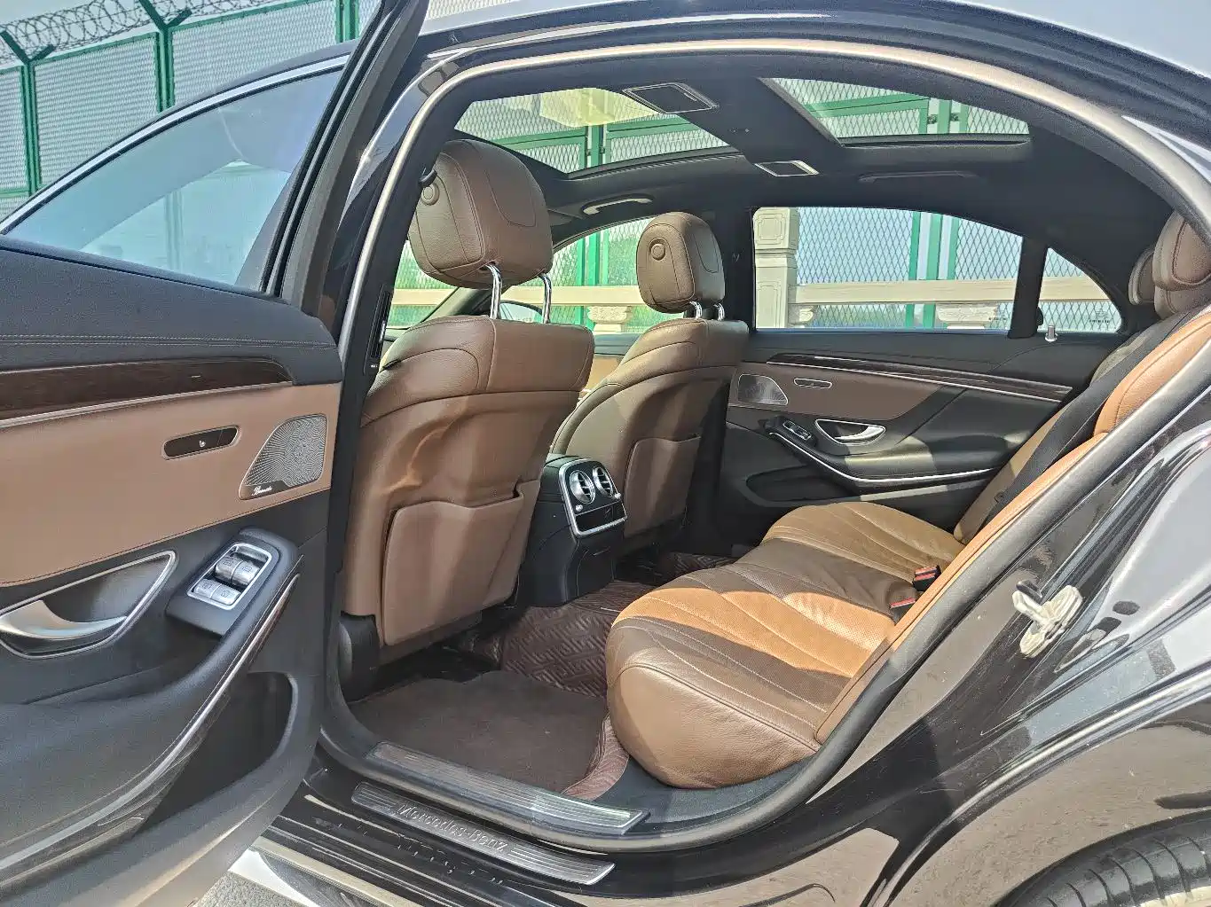 Mercedes-Benz S-Class 2016 S 320 L Luxury фото 9
