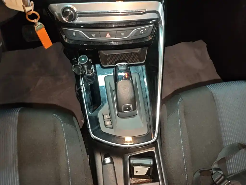 Photo 14 - Peugeot 308