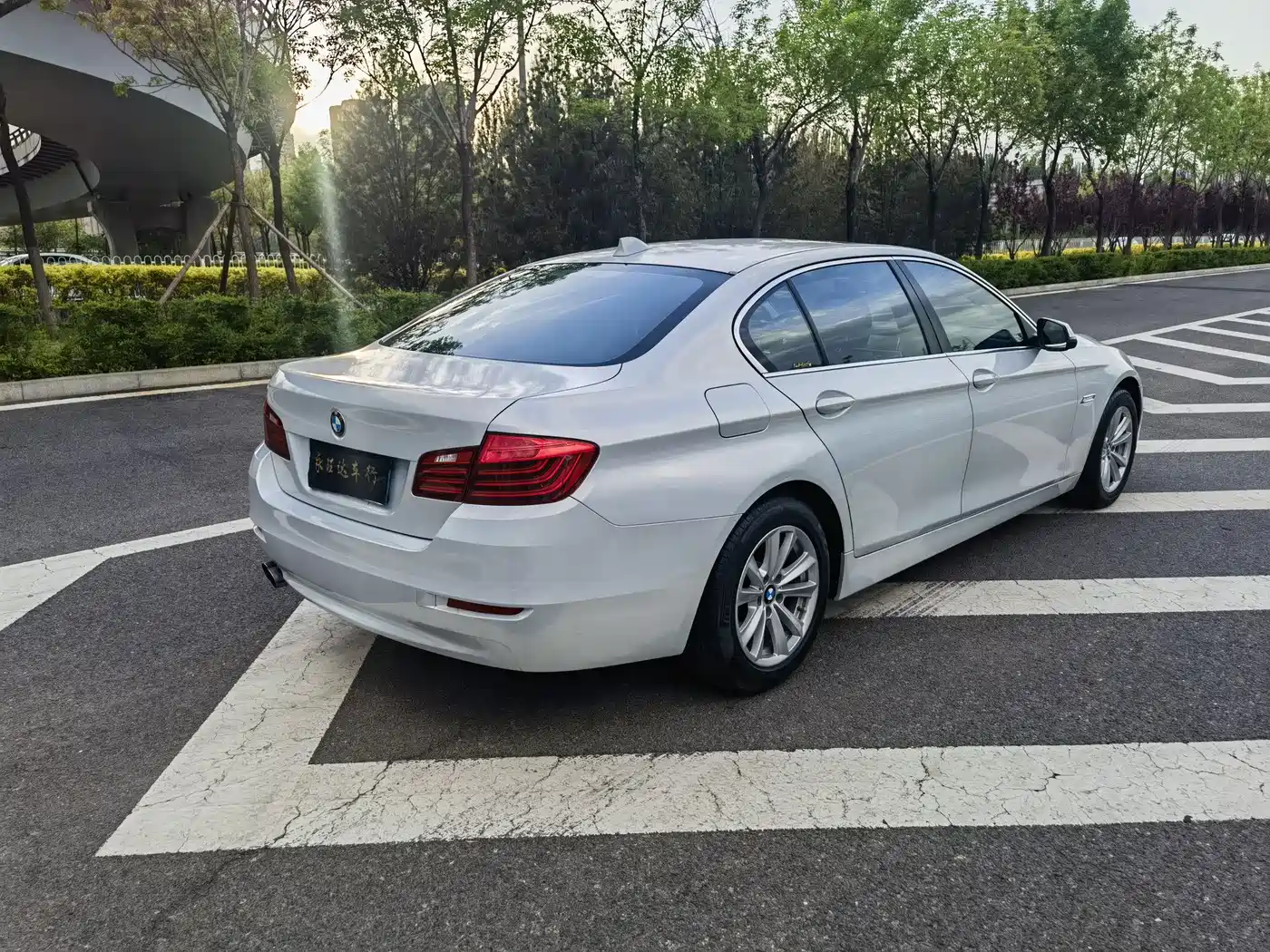 BMW 5 Series 2014 520Li Elegance фото 6