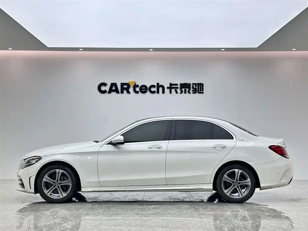 Mercedes-Benz C-Class 2020 C 260 L Sport фото 2