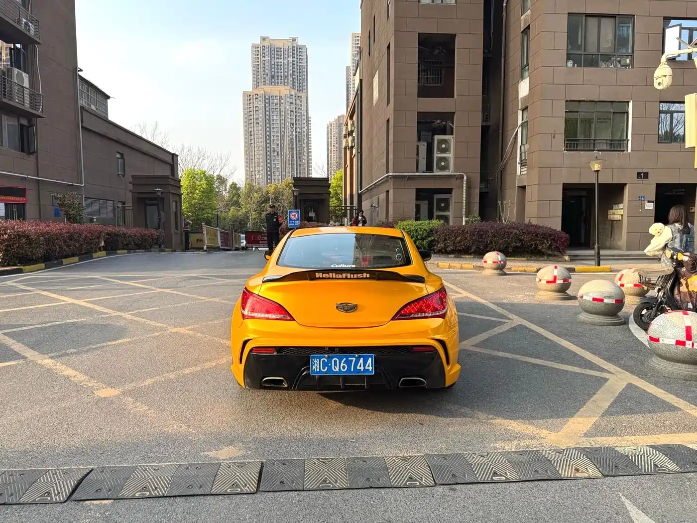 Hyundai Genesis Coupe 2009 2.0T Automatic Elegant Edition фото 8