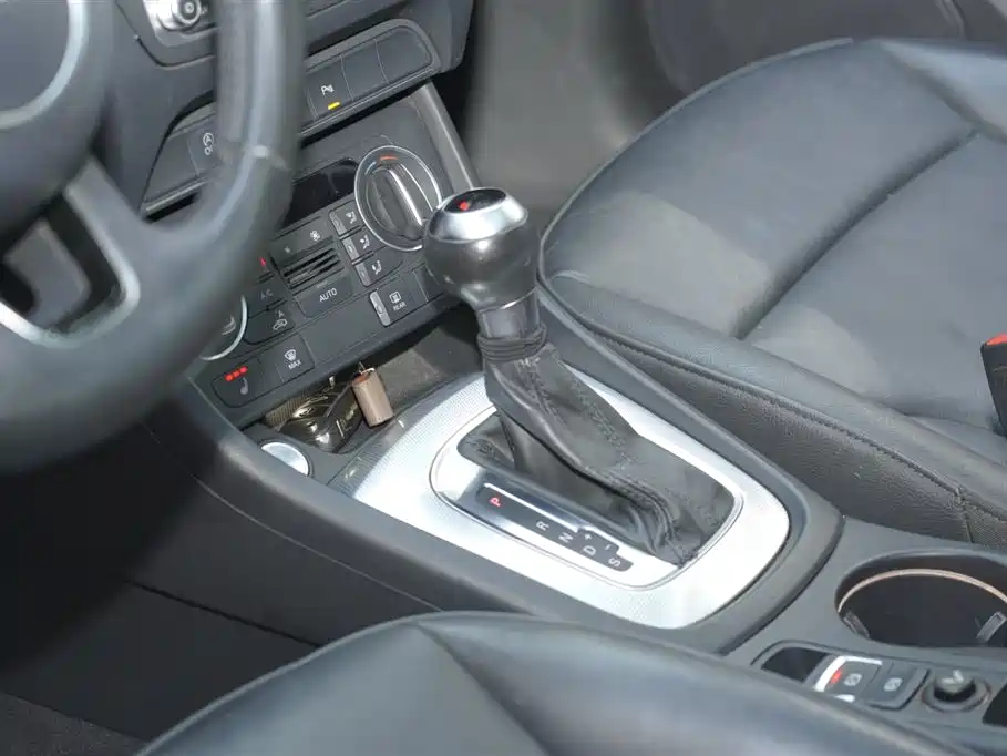 Audi Q3 2017 30 TFSI Style фото 13