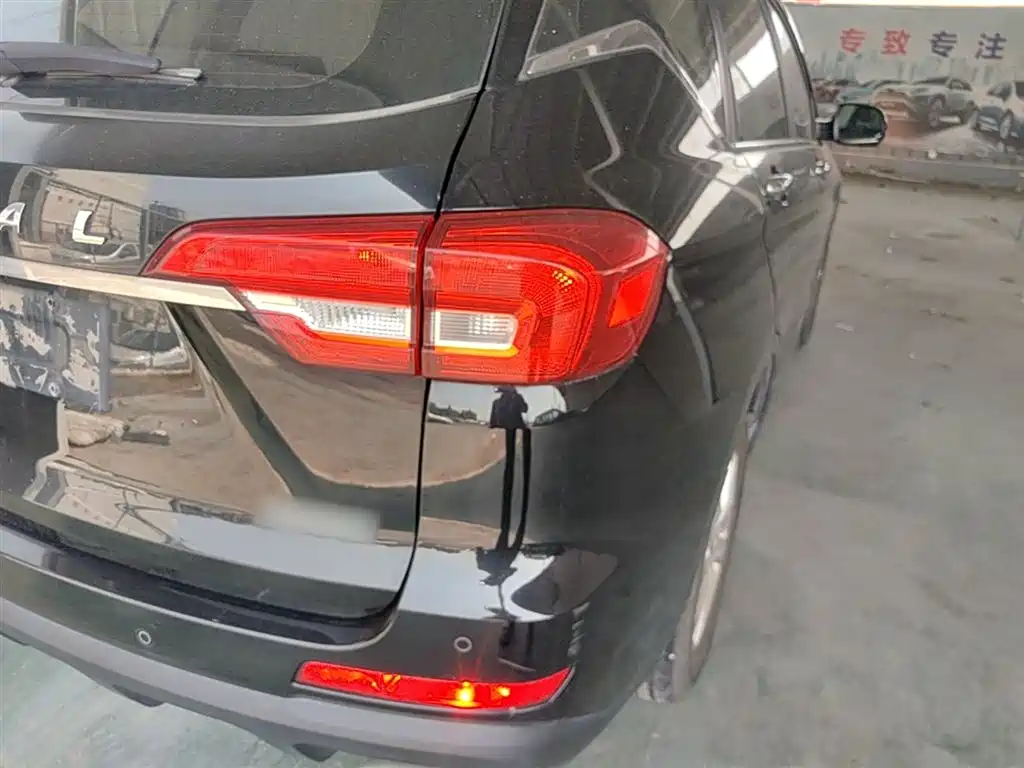 Haval M6 2018 Facelift 1.5T DCT 2WD Elite Edition фото 8