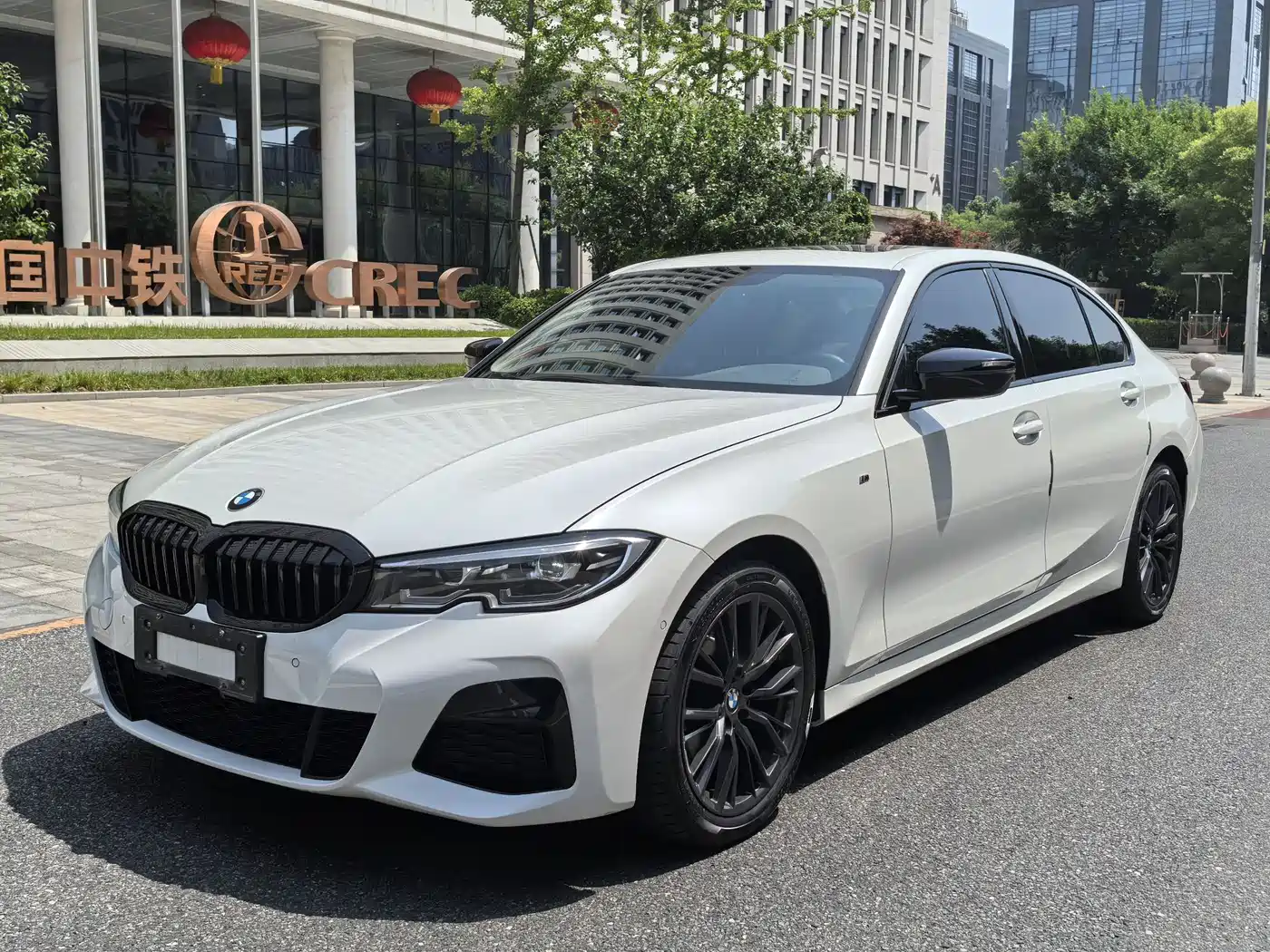 BMW 3 Series 2022 325Li M Sport Shadow Edition