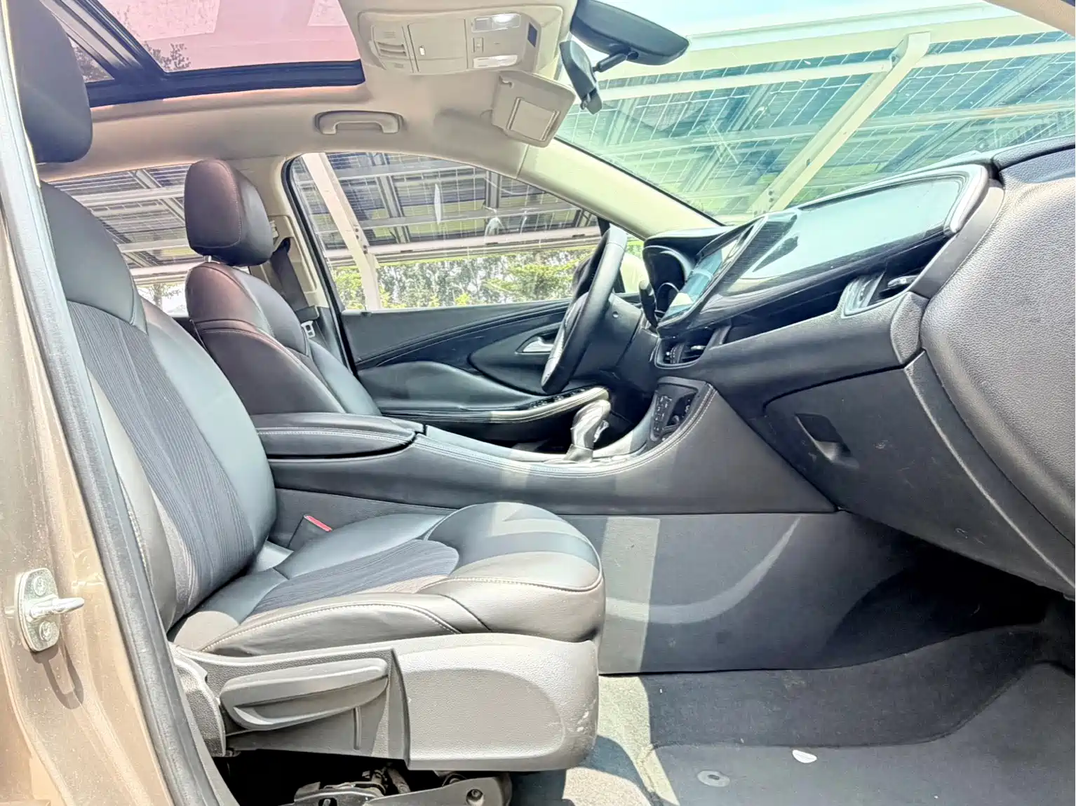 Фото 14 - Buick Envision Plus