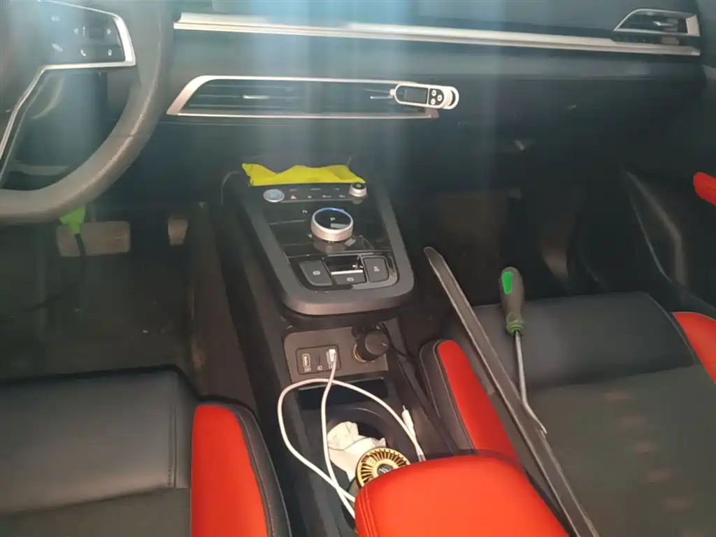 BYD e2 2019 Standard Range Intelligent Comfort фото 14