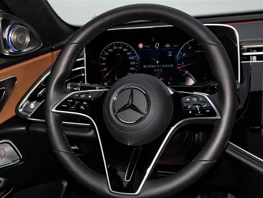 Mercedes-Benz E-Class 2025 E 300 L Luxury фото 15