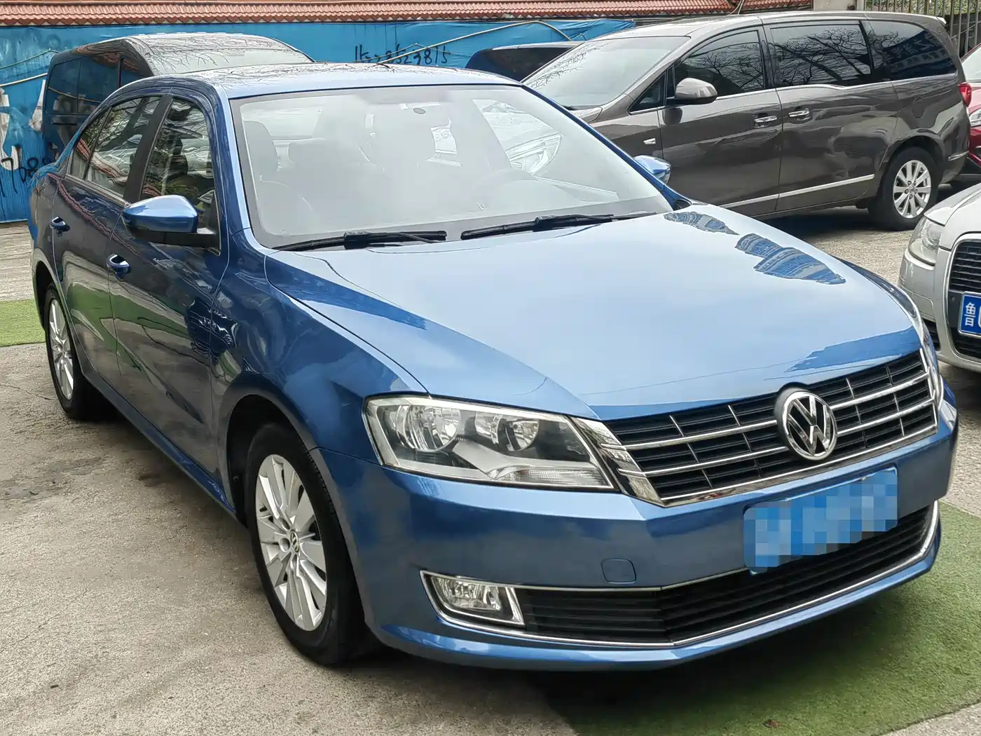 Volkswagen Lavida 2013 1.4TSI Manual Luxury Edition фото 9