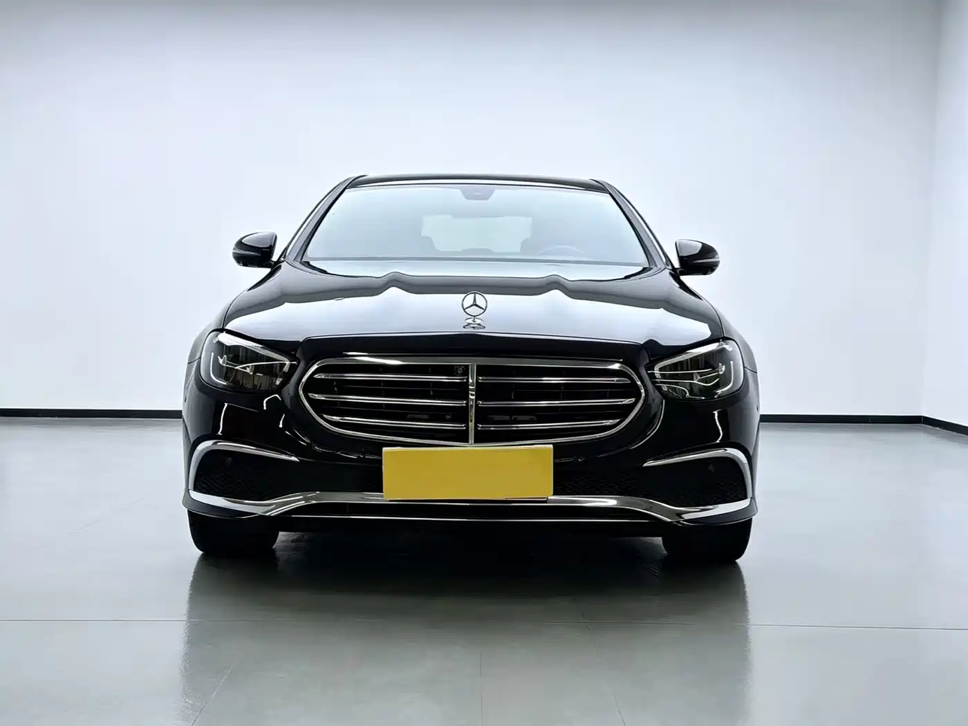 Mercedes-Benz E-Class 2023 E 300 L Luxury фото 2