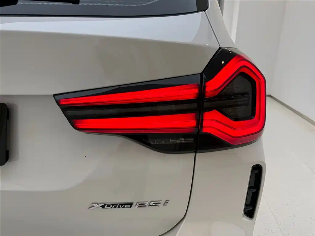 BMW X3 2022 xDrive25i M Sport Package фото 8