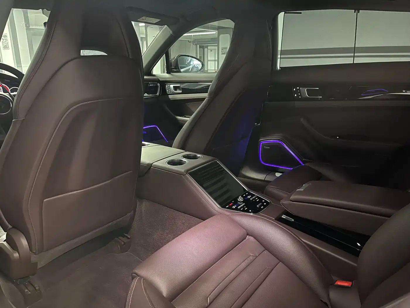 Porsche Panamera 2022 Panamera 4 Executive Long Wheelbase 2.9T фото 16