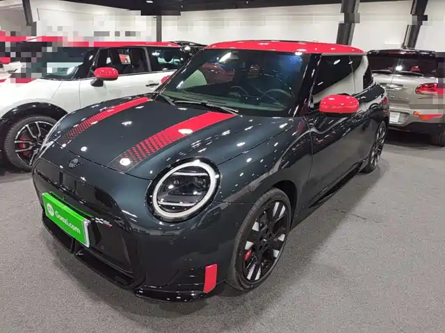 MINI Electric MINI JCW 2025 JOHN COOPER WORKS