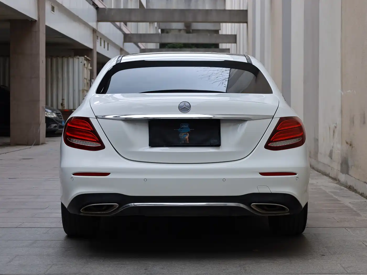 Mercedes-Benz E-Class 2020 Model E 260 L Sport фото 4