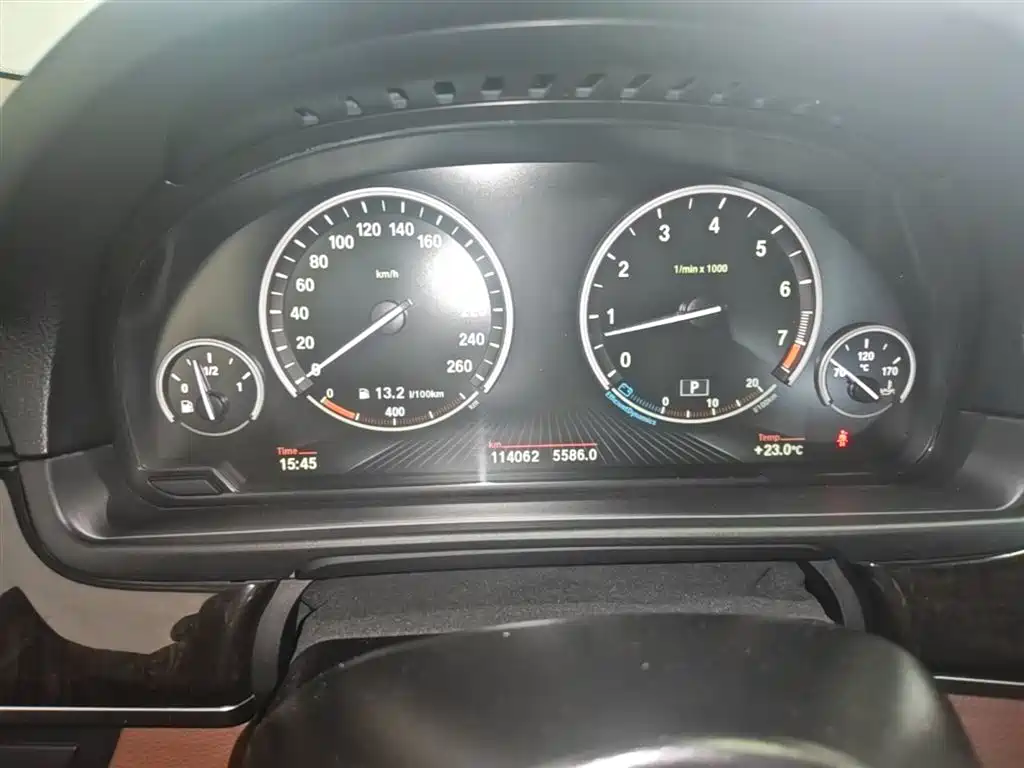 BMW 5 Series 2014 535Li Leadership фото 12