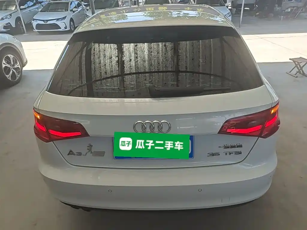 Audi A3 2014 Sportback 35 TFSI Automatic Fashion фото 6
