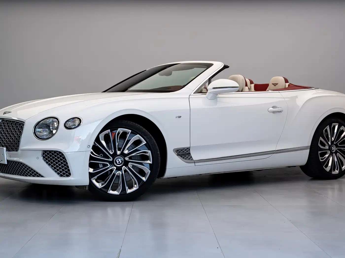 Фото 1 - Bentley Continental