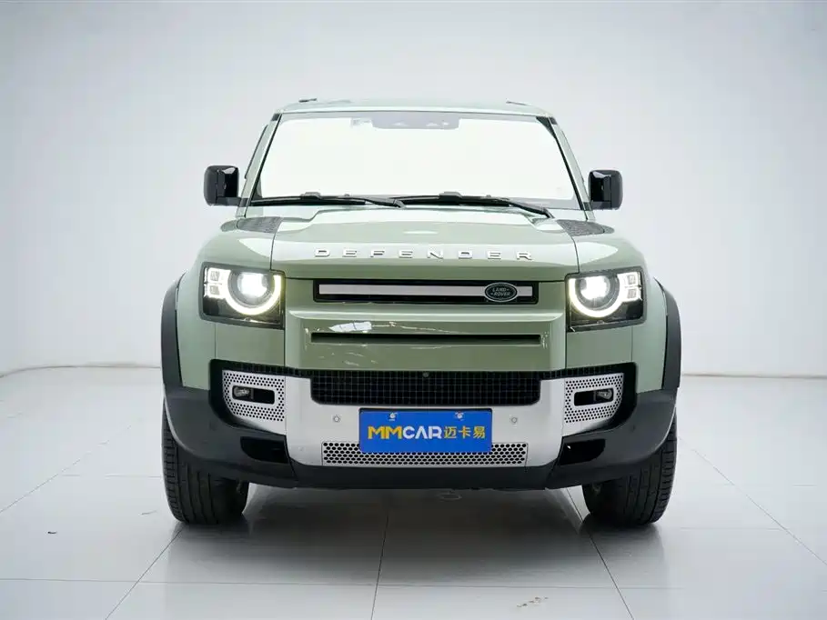 Land Rover Defender 2023 110 3.0T P400 75th Anniversary Legend Edition фото 13