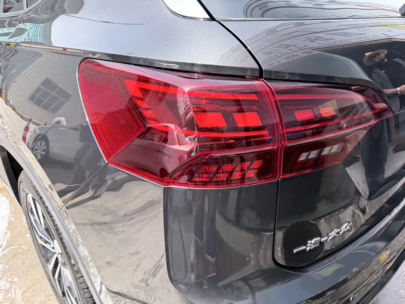 Volkswagen Tayron 2021 380TSI 4WD R-Line Smart Connect фото 17