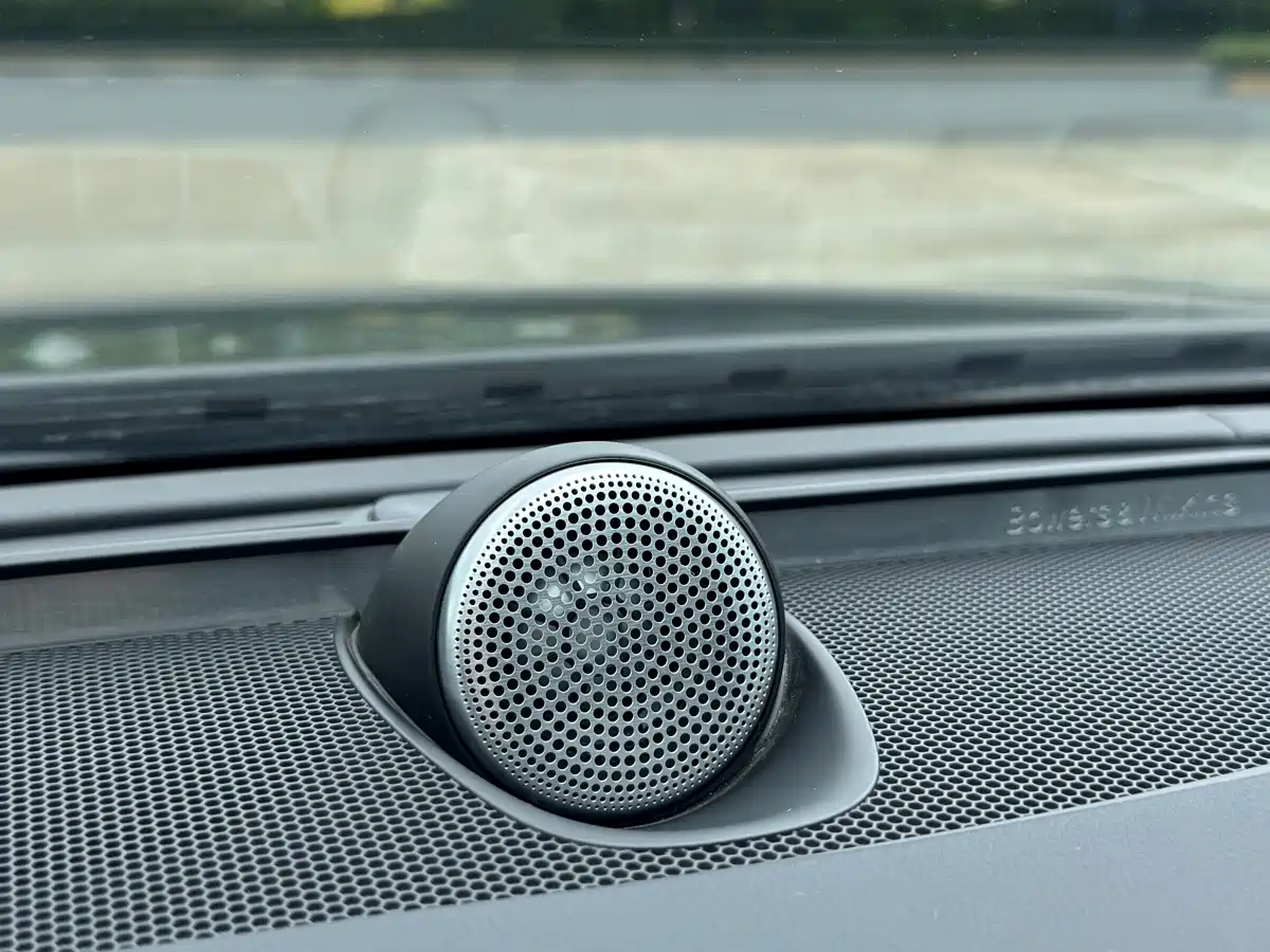 Фото 7 - Volvo S90