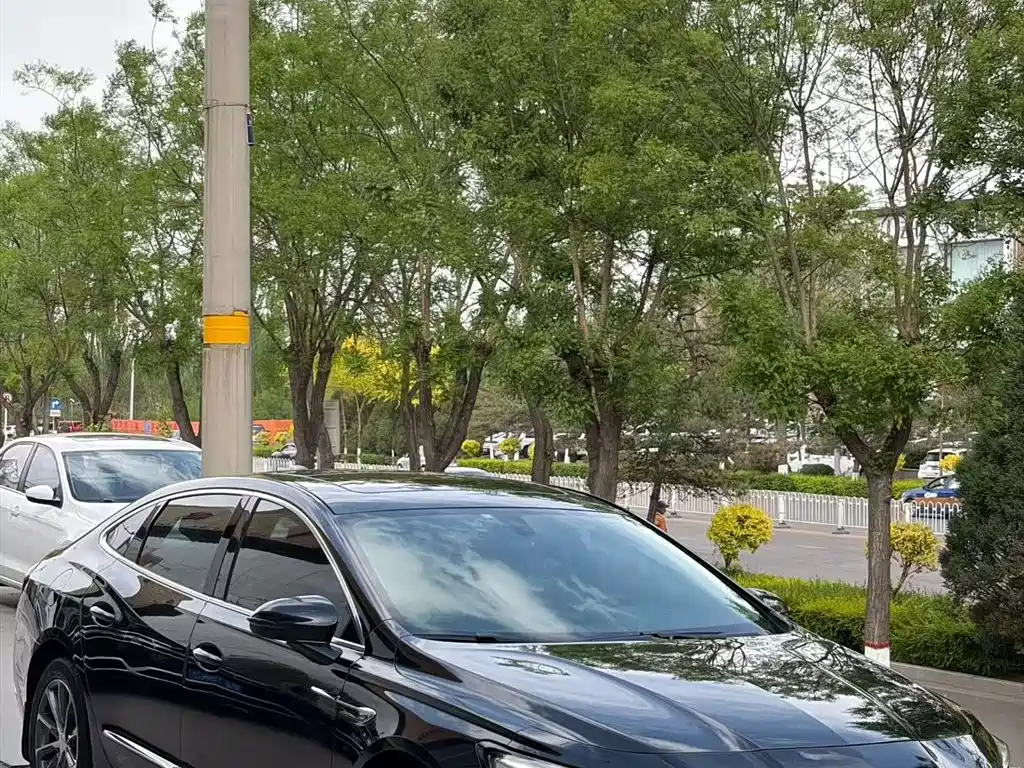 Buick LaCrosse 2019 28T Luxury Edition фото 6
