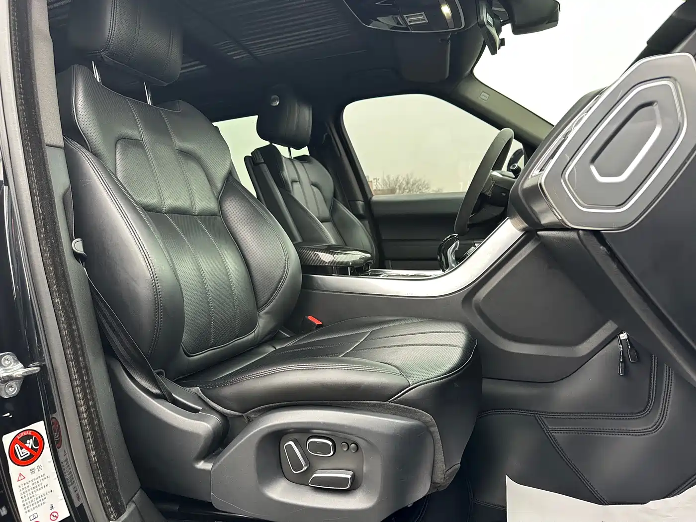 Land Rover Range Rover Sport фото 7
