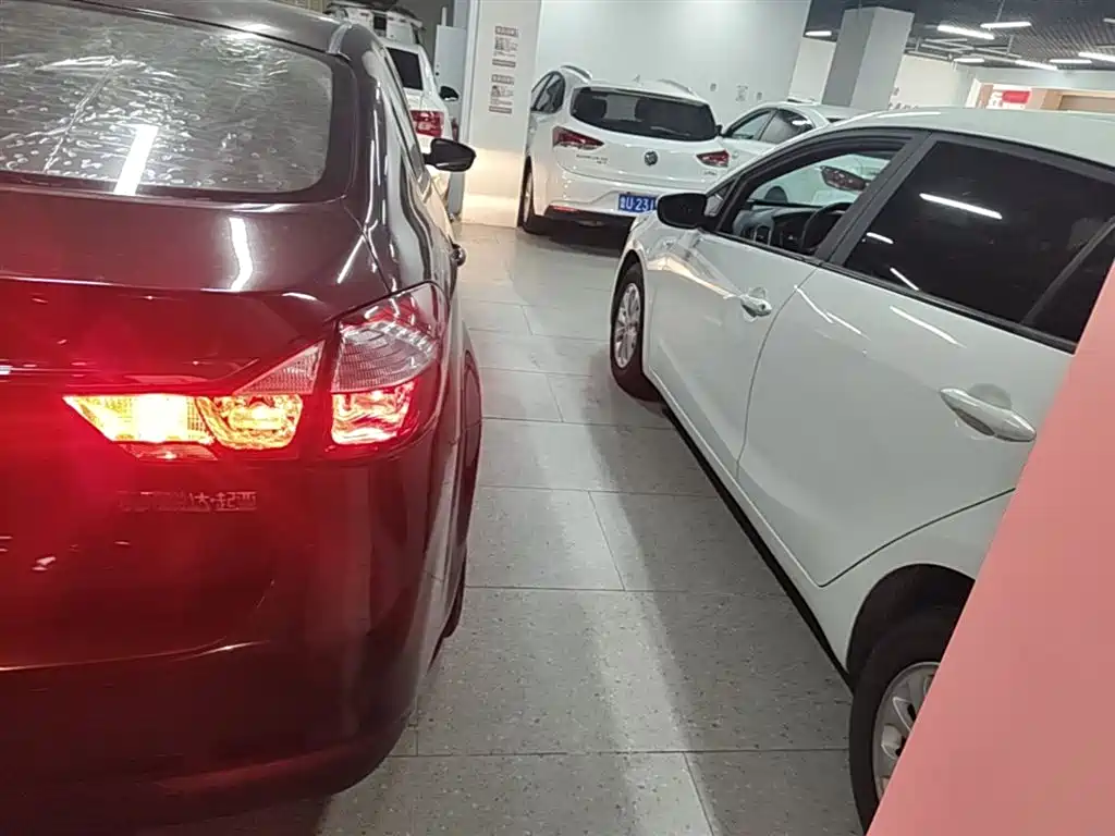 Kia K3 2016 1.6L Automatic GLS фото 8