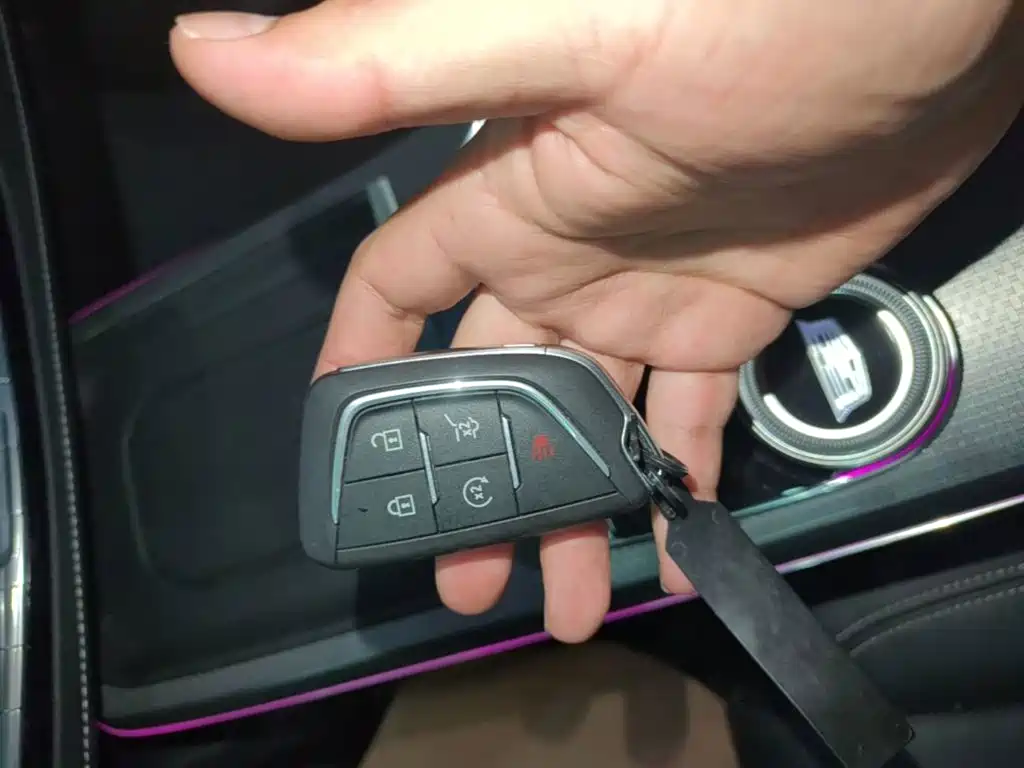 Photo 9 - Cadillac XT5