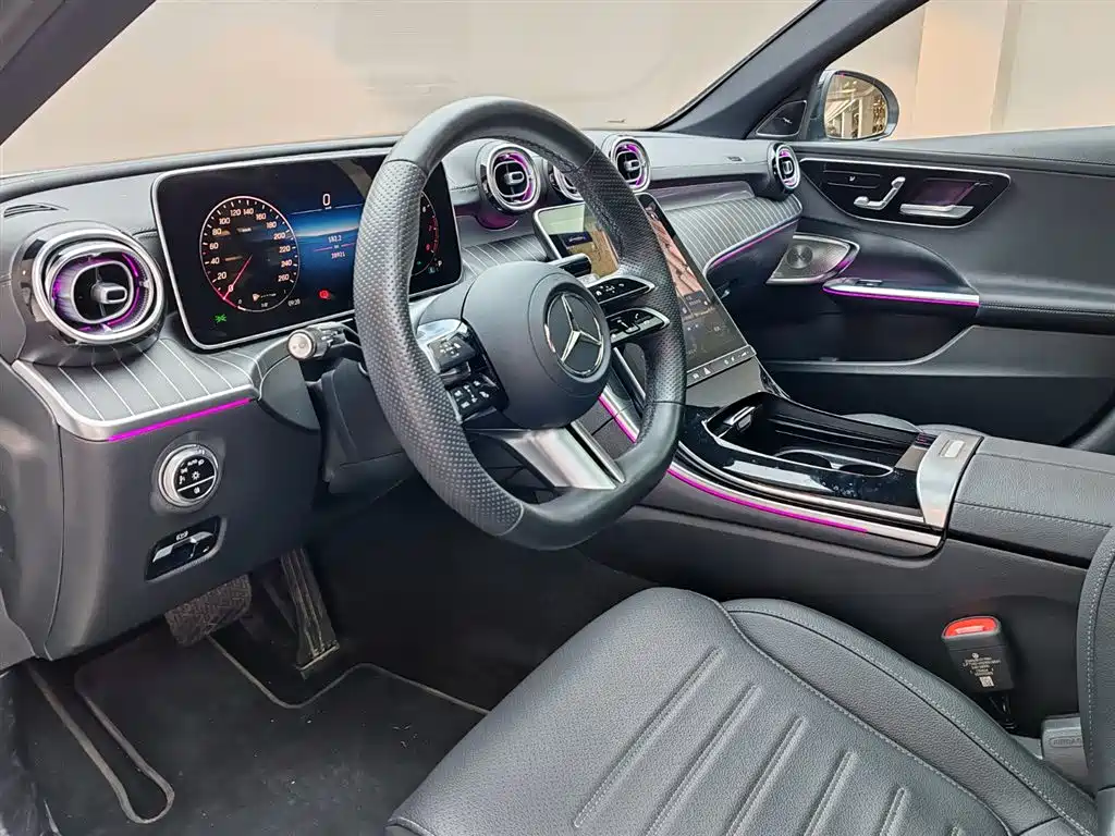 Mercedes-Benz C-Class 2024 C 260 L Night Edition Sport фото 8